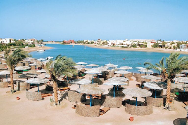 Laat je een weekje all-in verwennen in El-Gouna. Heerlijk goedkoop!