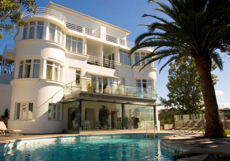 Amazonia Estoril aparthotel