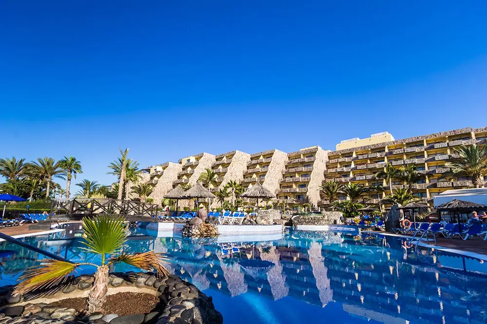 Aparthotel BlueBay Beach Club