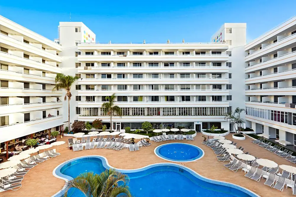 Aparthotel Coral Suites & Spa