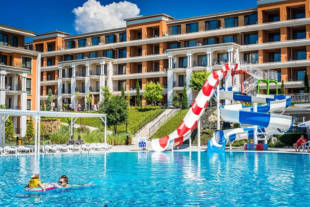 Aparthotel Premier Fort Beach