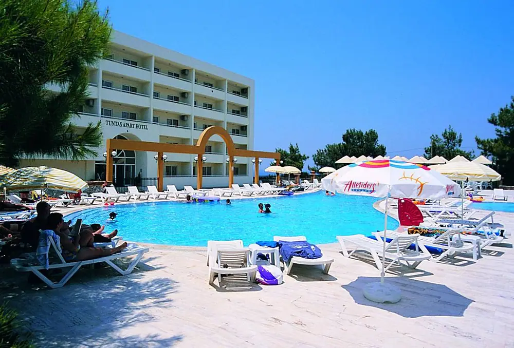 App. Tuntas Family Suites Kusadasi