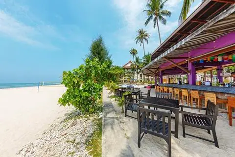 Apsara Beachfront Resort & Villa
