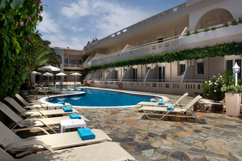 Axos Hotel