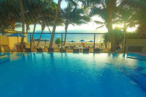 Beacon Beach Hotel