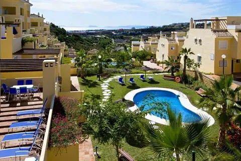 Colina del Paraiso by CheckIn
