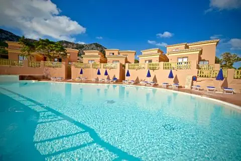 Costa Paradiso
