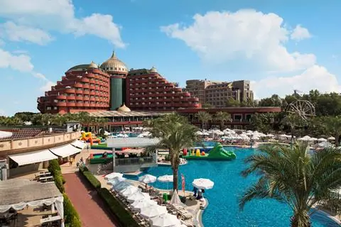 Delphin Palace