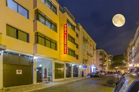 Dinya Lisbon
