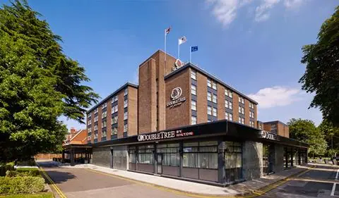 DoubleTree by Hilton Ealing