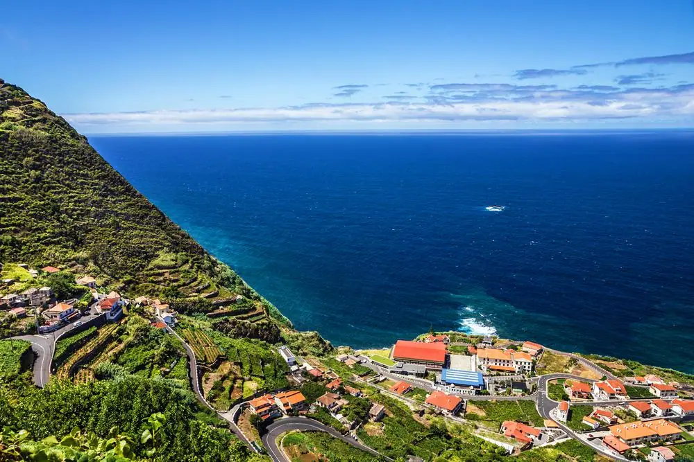 Fly & Drive Madeira – Sea & Forest Views – inclusief huurauto