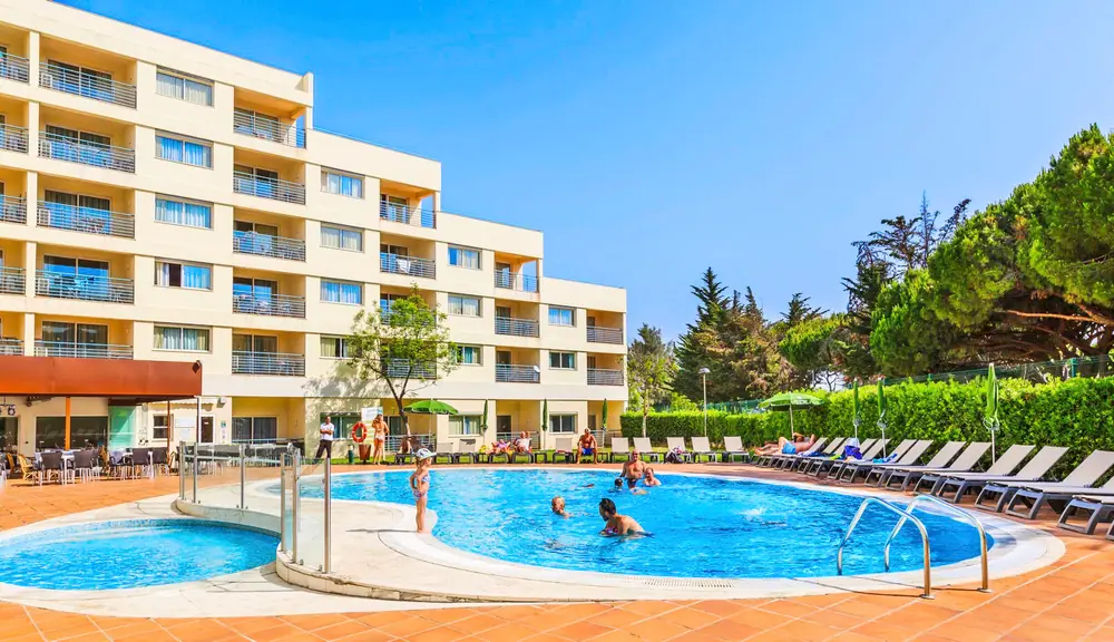 Fly&Go Alpinus Hotel