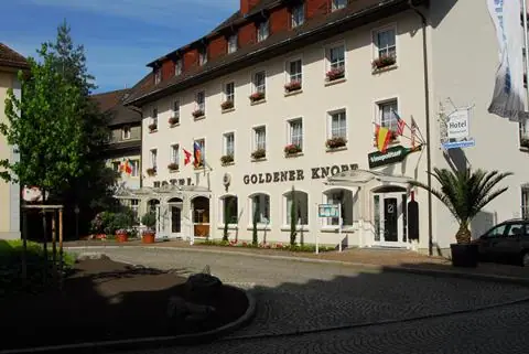 Goldener Knopf
