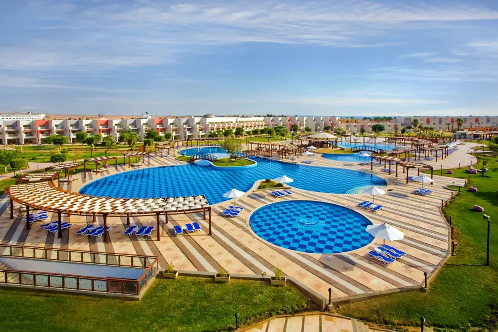 Grand Select Crystal Bay