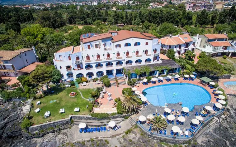 Hotel Arathena Rocks