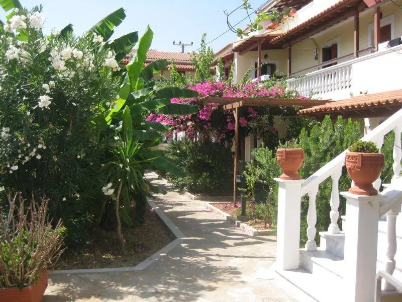 Hotel Athena