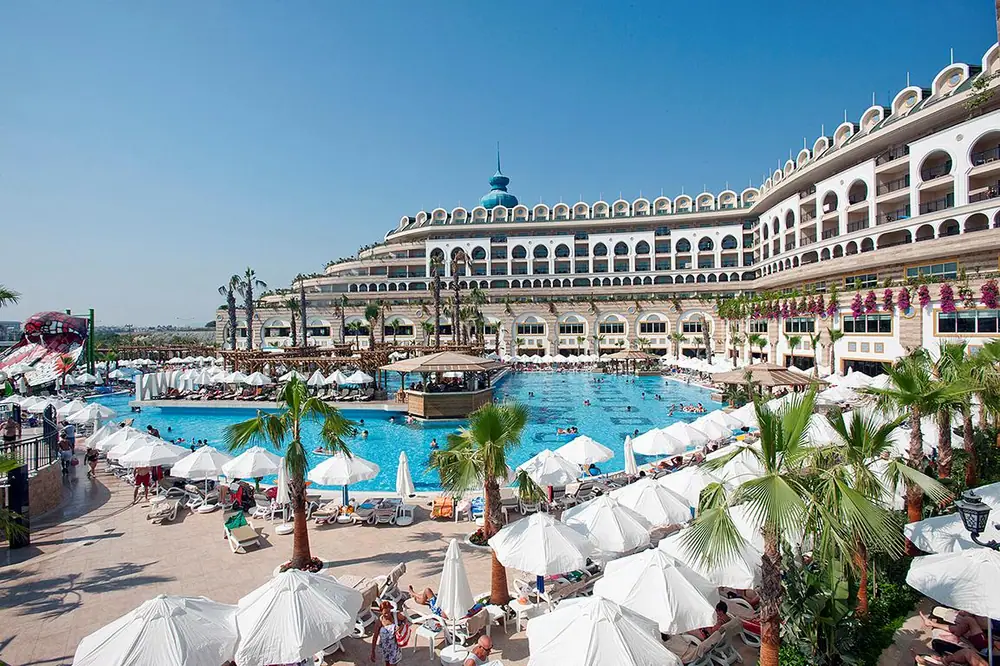 Hotel Crystal Sunset Luxury Resort & Spa