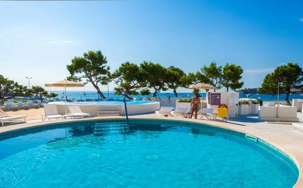 Hotel Fergus Style Palmanova
