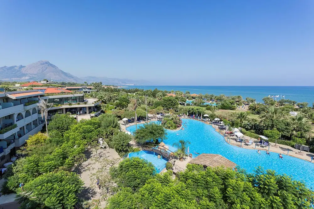 Hotel Fiesta Athenee Palace – All inclusive