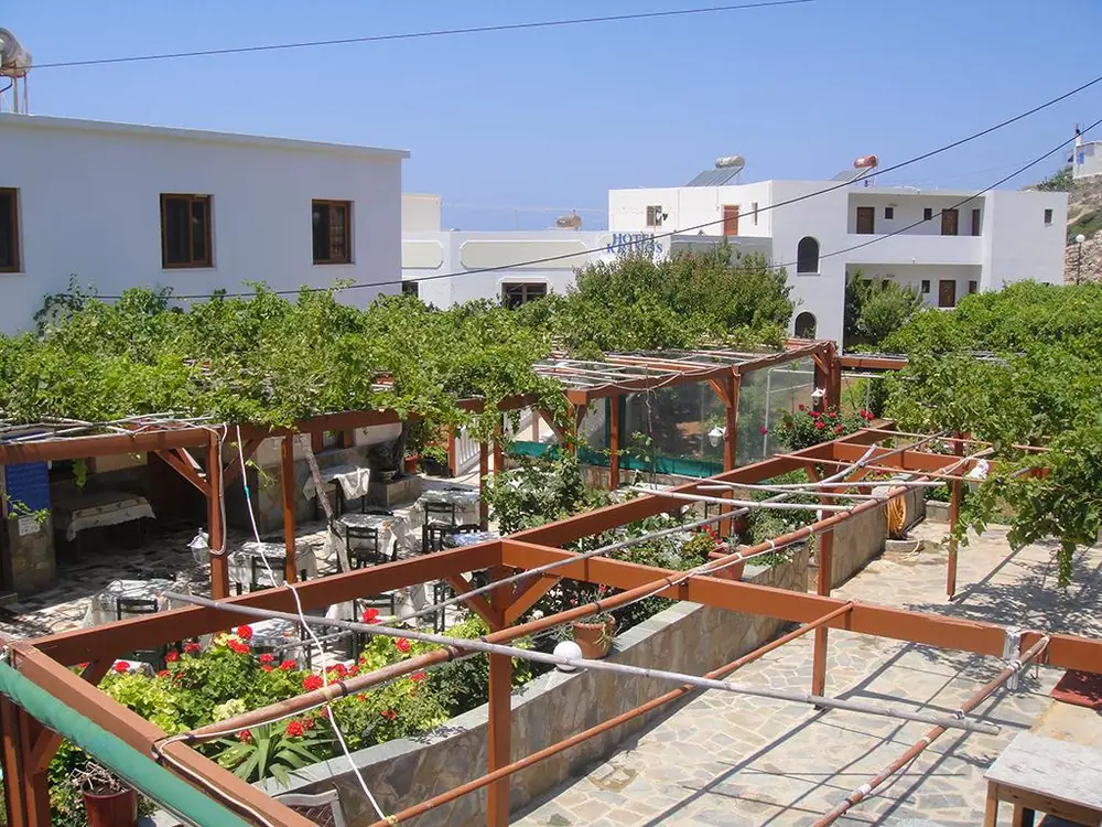 Hotel Krinos (logies en ontbijt) – inclusief huurauto