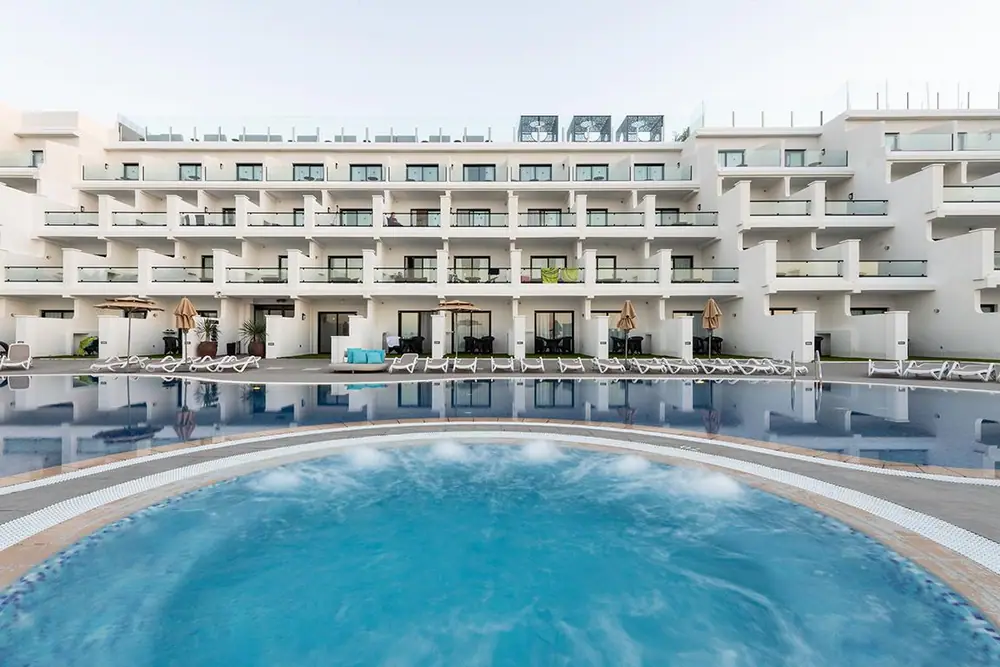 Hotel & Spa Cordial Roca Negra – inclusief huurauto