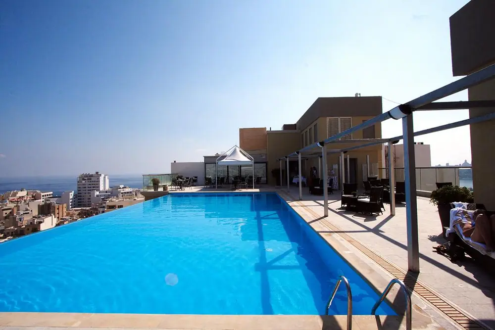 Hotel The Palace