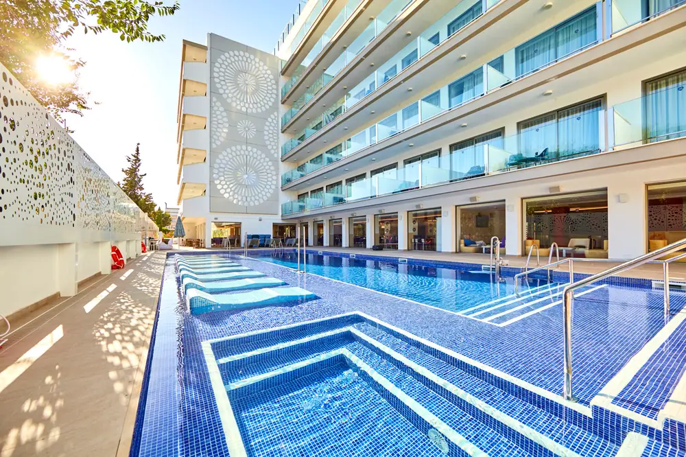 Indigo Rock Hotel