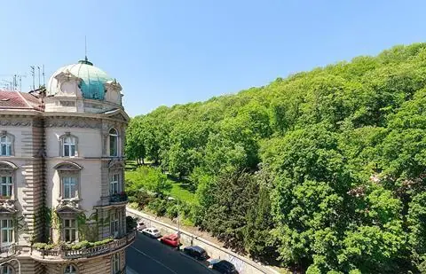 Kinsky Garden