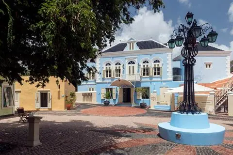 Kura Hulanda Village & Spa