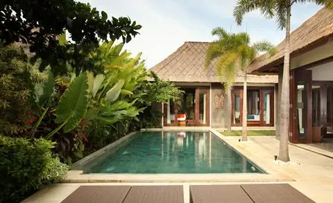 Mahagiri Villa’s