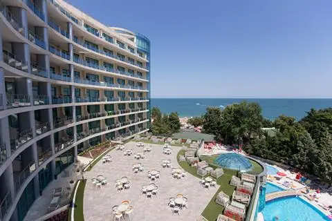 Marina Grand Beach