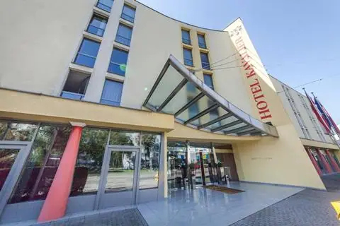 Novum Kavalier
