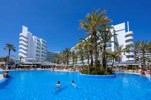 RIU Papayas