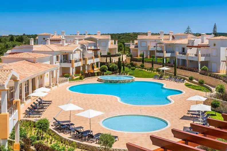Salema Beach Village – inclusief huurauto