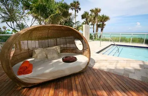 Solé Miami, A Noble House Resort