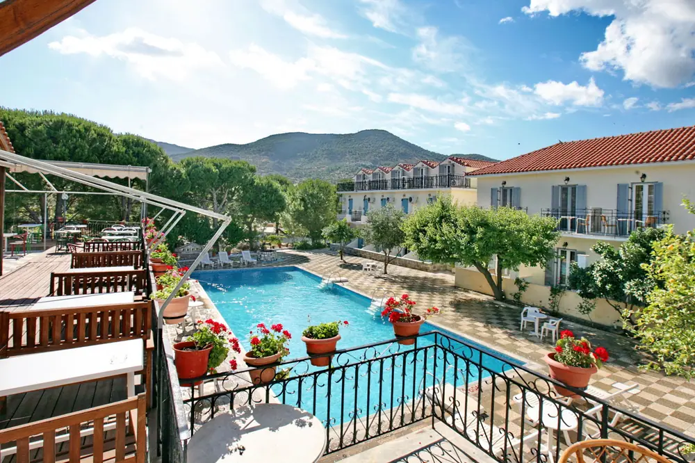 Theofilos Classic Hotel