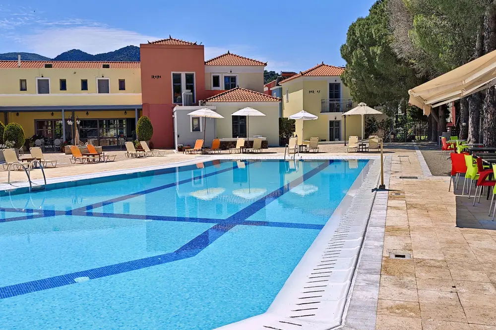 Theofilos Superior Hotel