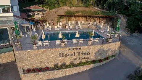 Tino Sveti Stefan