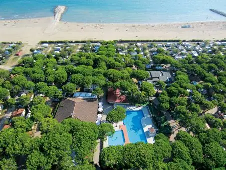 Village Cavallino